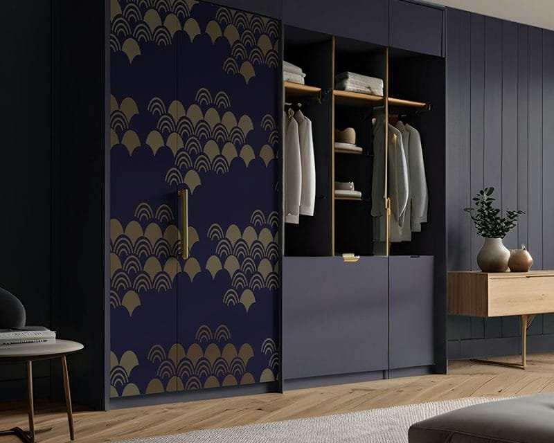 Golden Waves - Image 1