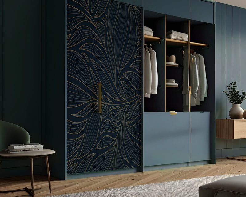 Dark Petals - Image 4