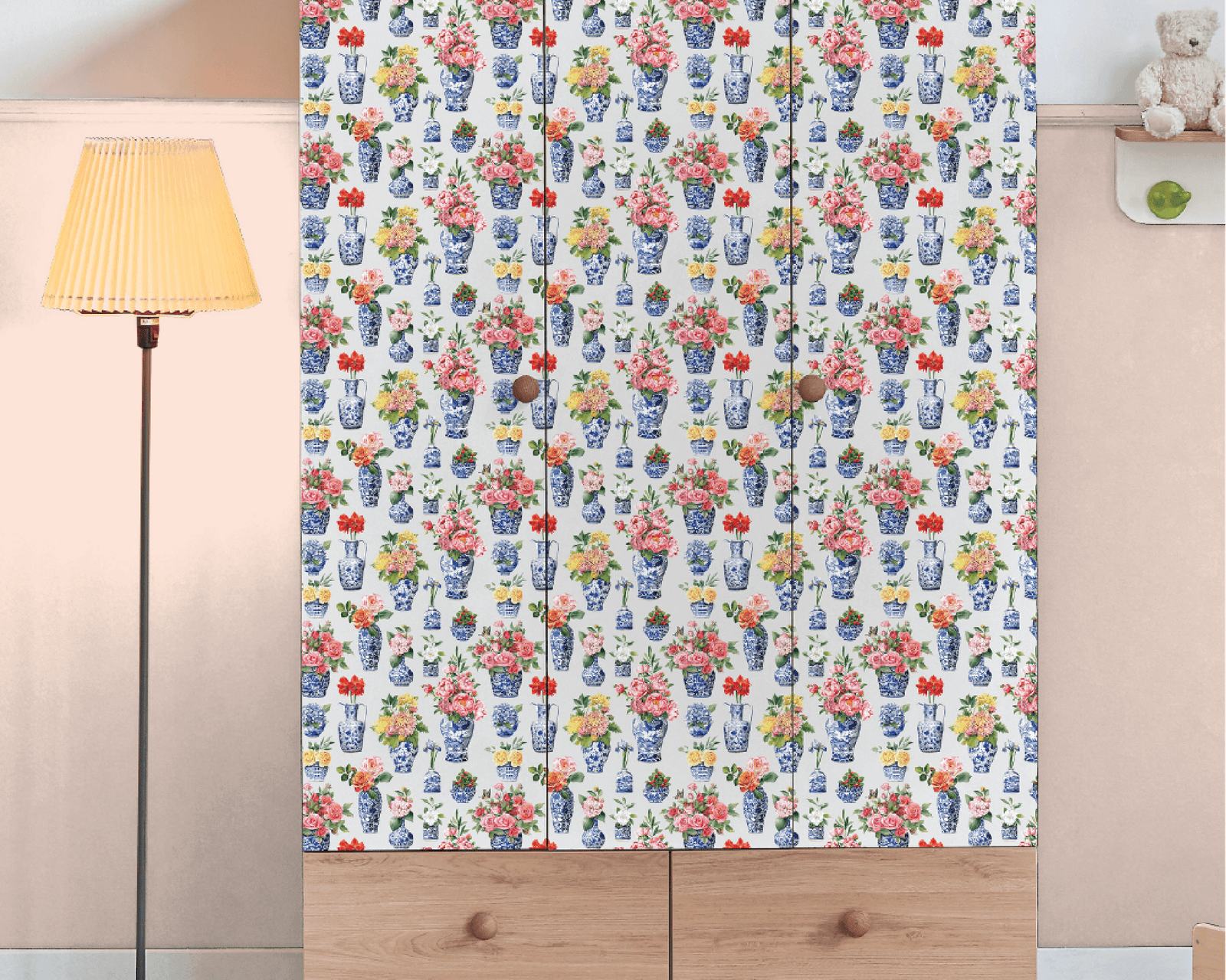 Porcelain & Flower - Image 1