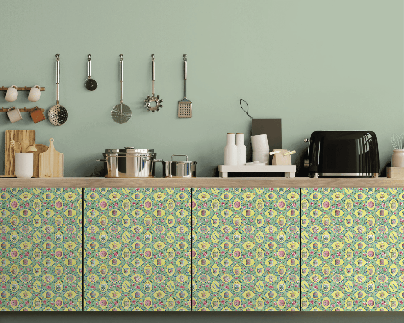 Peranakan Porcelain with Frame - Image 1